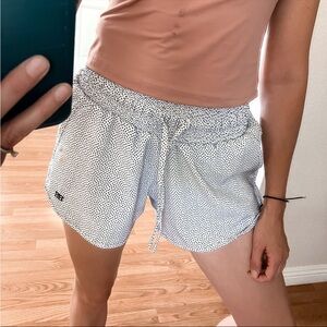 Albion Fit lunge shorts white with black micro dot